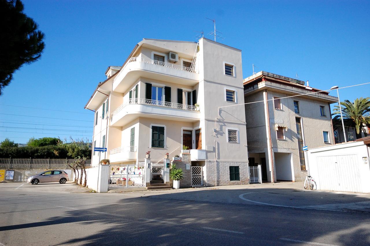 B&B Incanto Sotto Il Mare San Benedetto del Tronto Exterior photo